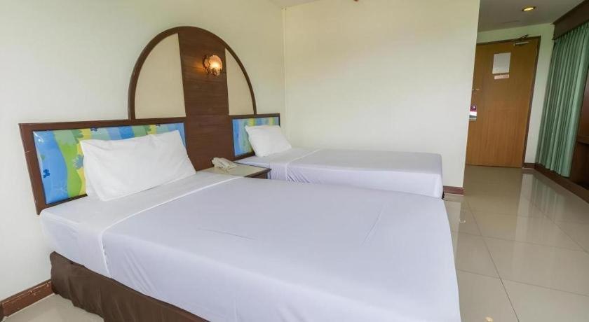 Lake Inn Hotel Songkhla Exterior photo