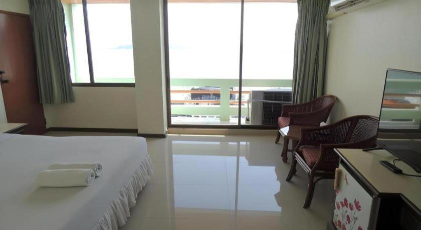 Lake Inn Hotel Songkhla Exterior photo