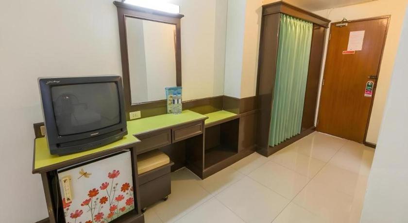 Lake Inn Hotel Songkhla Exterior photo