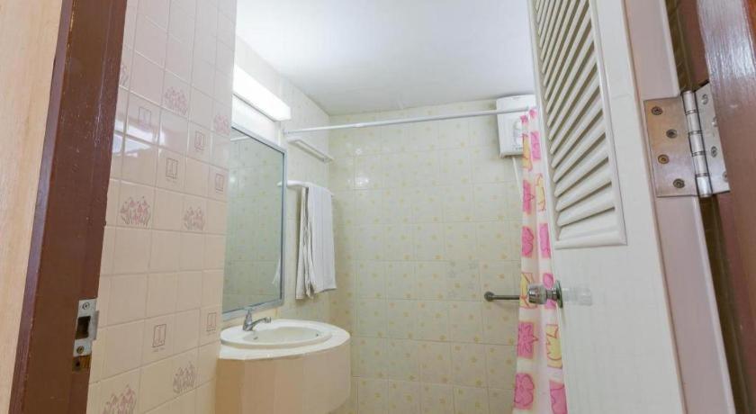 Lake Inn Hotel Songkhla Exterior photo