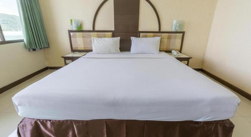 Lake Inn Hotel Songkhla Exterior photo