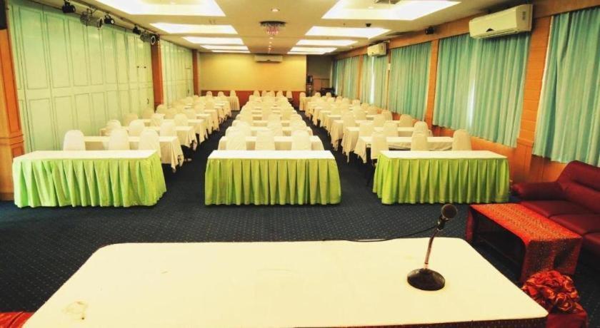 Lake Inn Hotel Songkhla Exterior photo