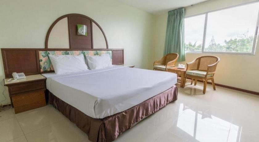 Lake Inn Hotel Songkhla Exterior photo