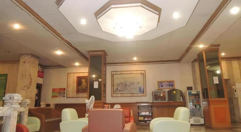 Lake Inn Hotel Songkhla Exterior photo